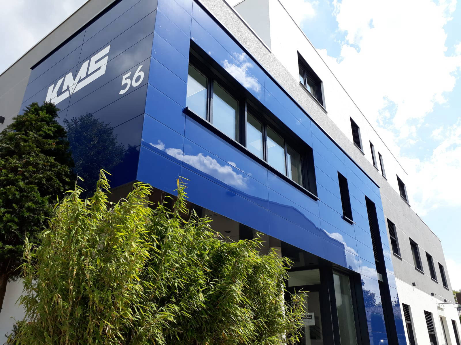 KMS company premises at Molkereistraße 56, Garbsen